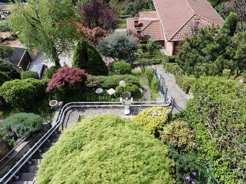 Elelift MONTASCALE servoscala-esterni-curvilinee